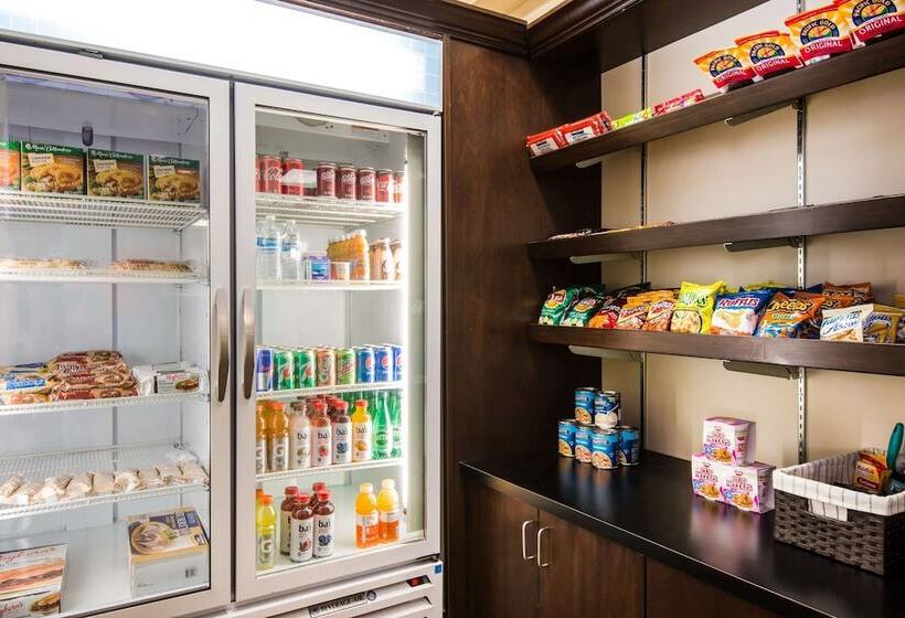 Отель Hawthorn Suites Las Vegas