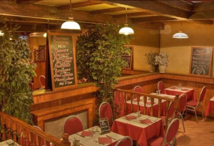 Отель Le Cheval Noir Hôtel Paris Pantin