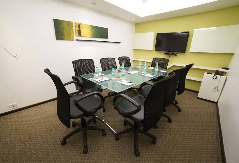 هتل Kohinoor Elite Near Bkc