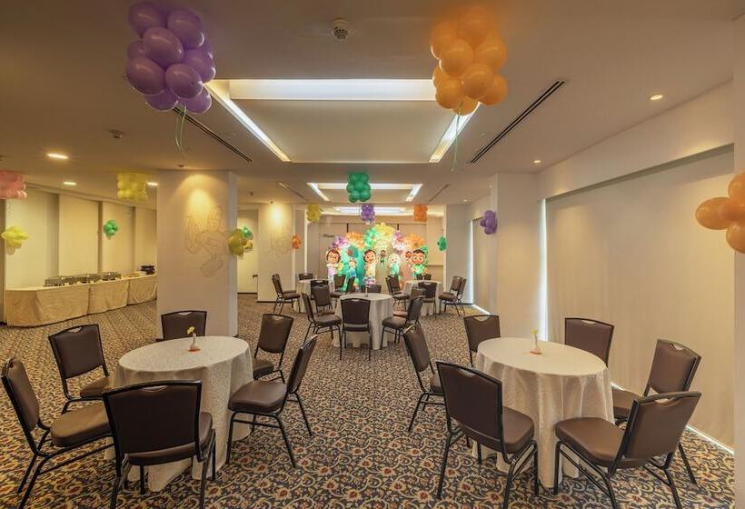 هتل Kohinoor Elite Near Bkc