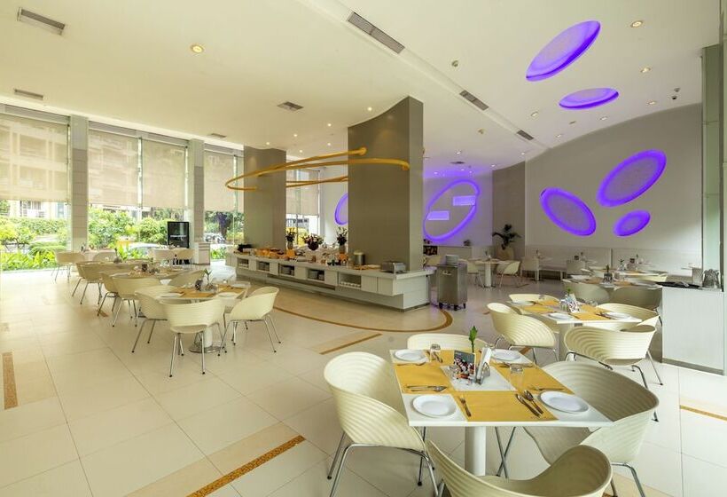 هتل Kohinoor Elite Near Bkc