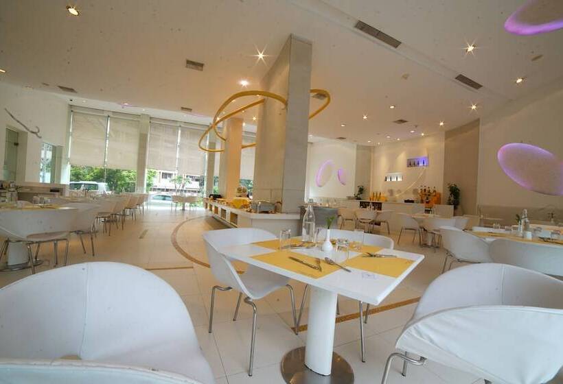 هتل Kohinoor Elite Near Bkc