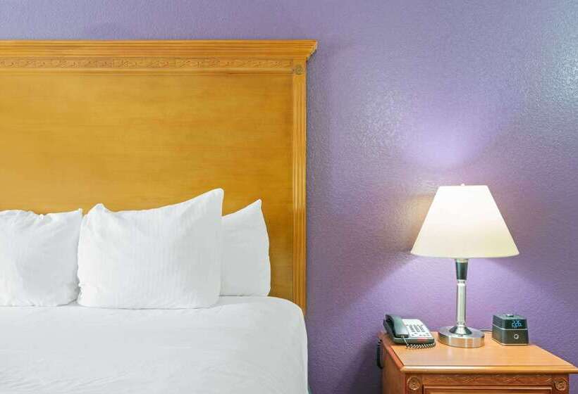 فندق La Quinta By Wyndham Ada