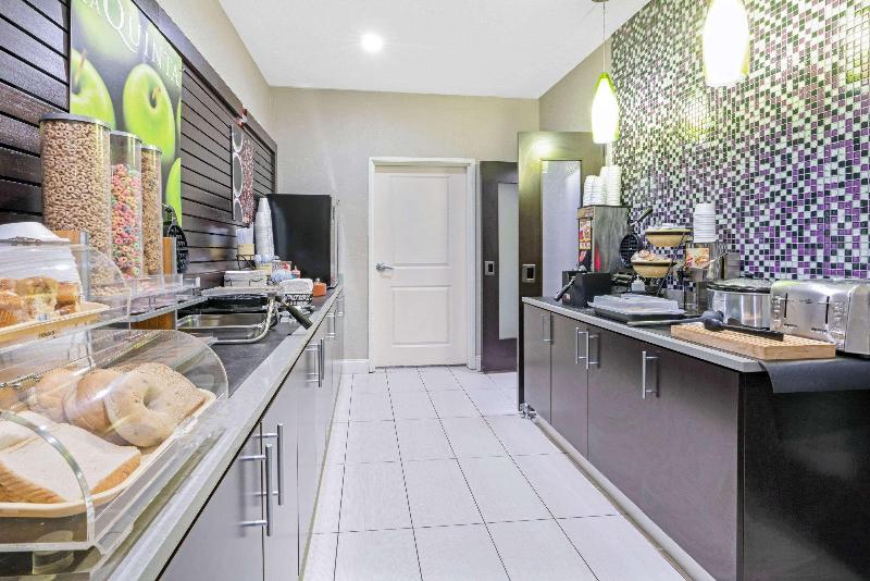 فندق La Quinta By Wyndham Ada