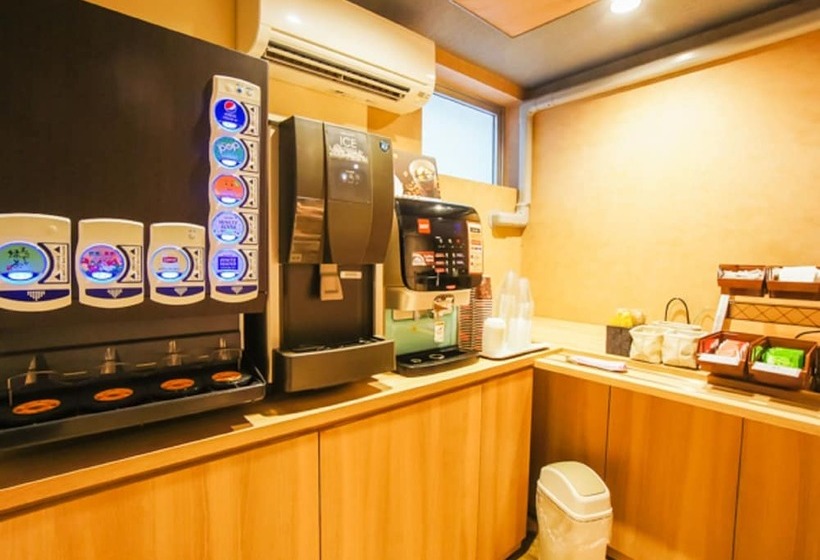 فندق Livemax Budget Amagasaki