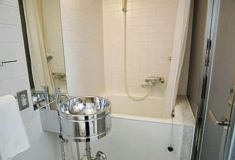 فندق Livemax Budget Korakuen