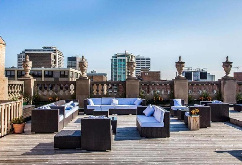 هتل Margarita European Inn, Ascend  Collection