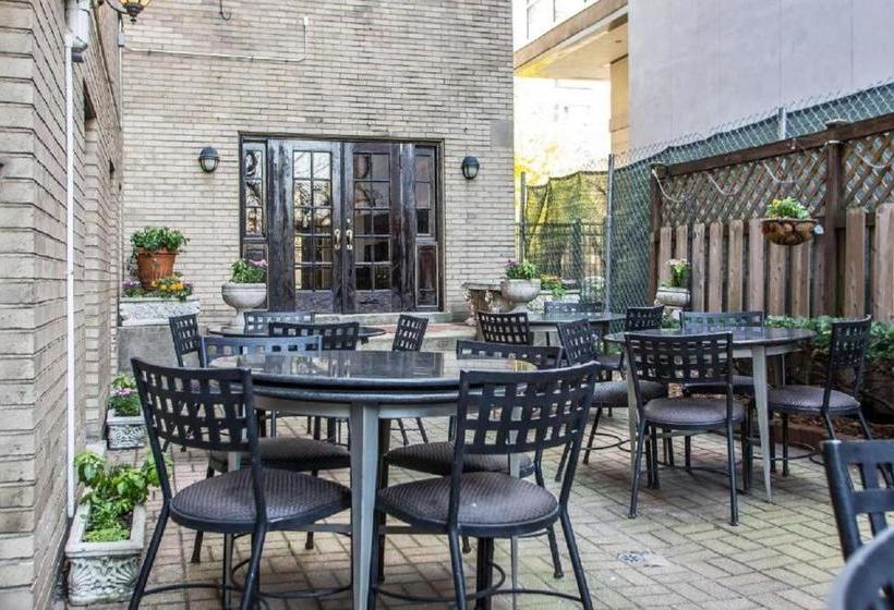 هتل Margarita European Inn, Ascend  Collection