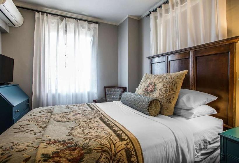 هتل Margarita European Inn, Ascend  Collection