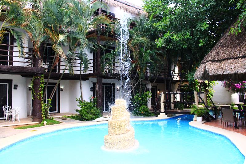 Mayan Art Hotel 10 Avenue