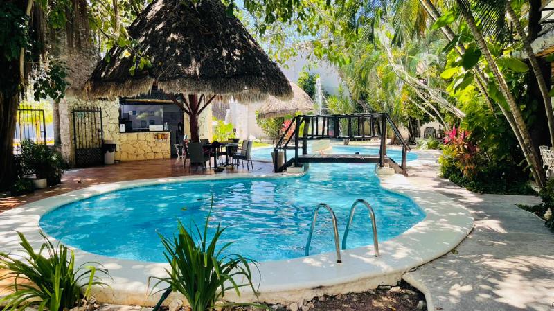 Mayan Art Hotel 10 Avenue