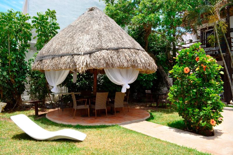 Mayan Art Hotel 10 Avenue