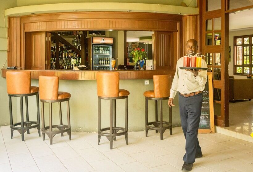 هتل Arusha Planet Lodge