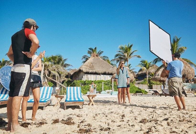 ホテル Punta Piedra Beach Posada