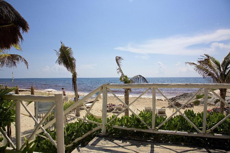 ホテル Punta Piedra Beach Posada