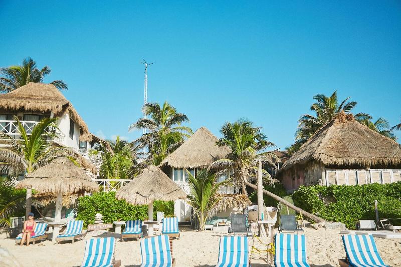 ホテル Punta Piedra Beach Posada