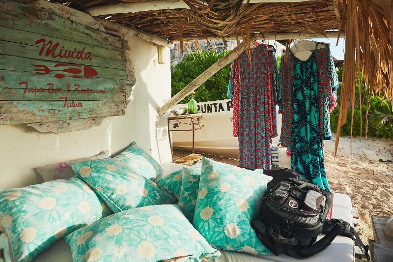 ホテル Punta Piedra Beach Posada