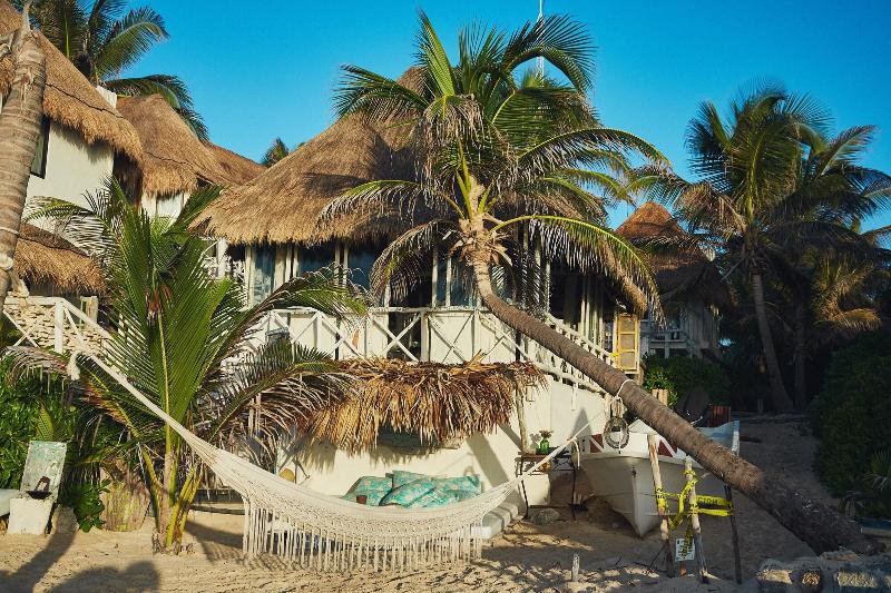 ホテル Punta Piedra Beach Posada