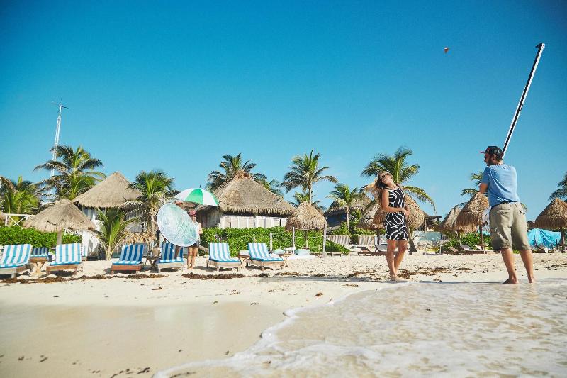 ホテル Punta Piedra Beach Posada