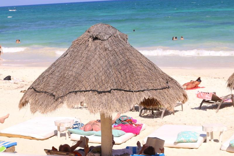 ホテル Punta Piedra Beach Posada