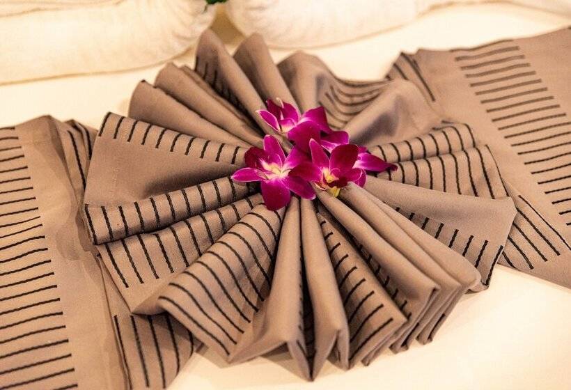 فندق Q Victory Patong