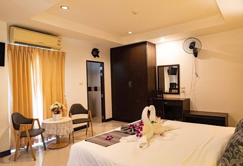 فندق Q Victory Patong