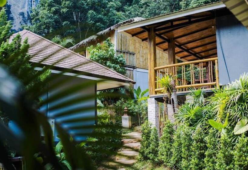 فندق Railay Phutawan Resort