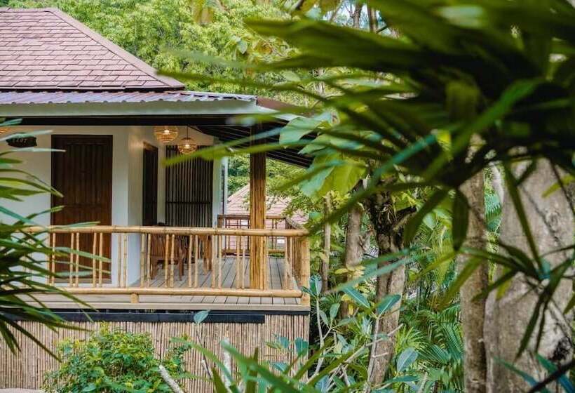 فندق Railay Phutawan Resort