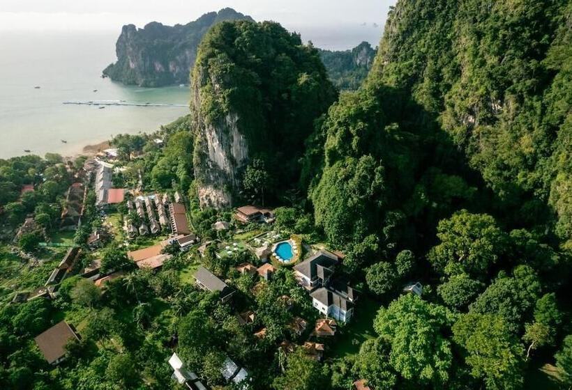 هتل Railay Phutawan Resort