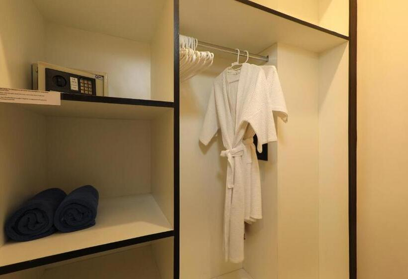 Hotel Rawai Grand House  Sha Plus