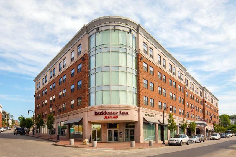 Отель Residence Inn Portland Downtown Waterfront