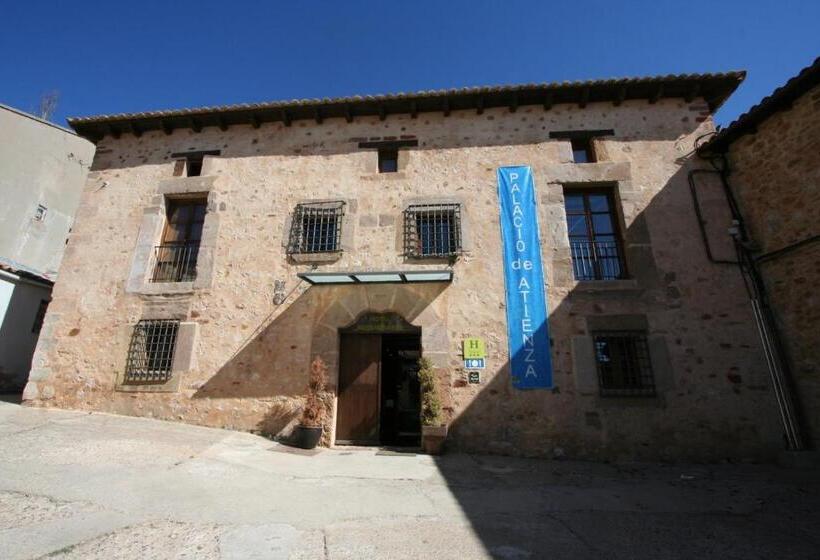 فندق ريفى Antiguo Palacio De Atienza