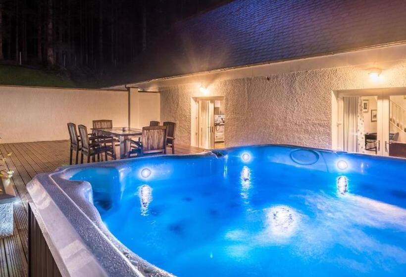 فندق ريفى Glencoe House