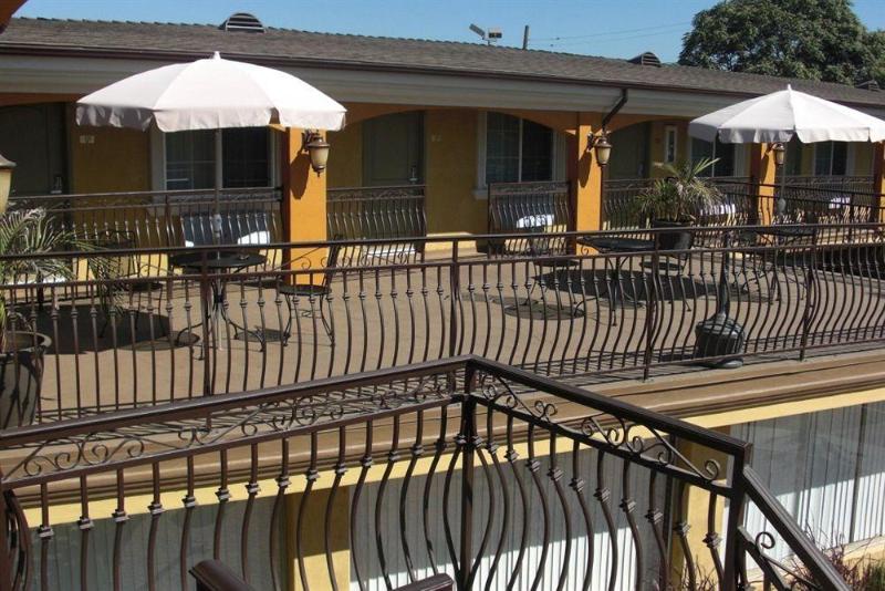 فندق Santa Fe Inn Los Angeles