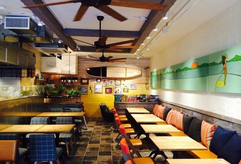 Shoreline Hotel Waikiki