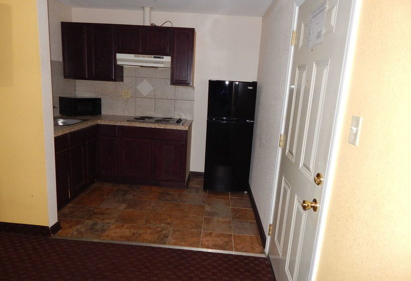 בית מלון כפרי Sunrise Inn Brownsville