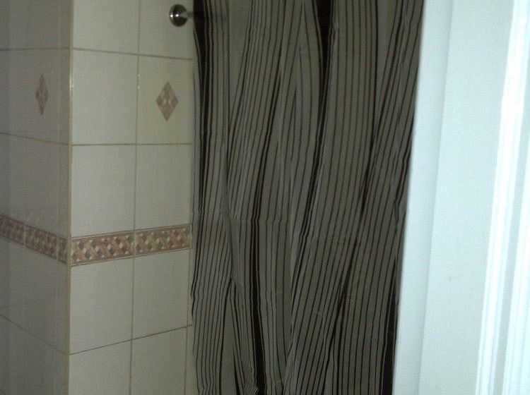 Отель Baywatch Tower