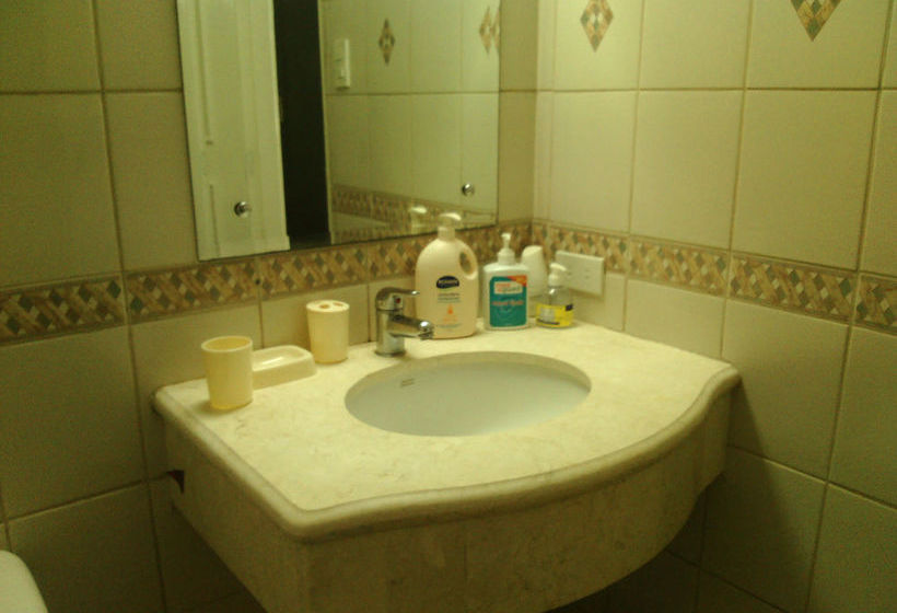 Отель Baywatch Tower