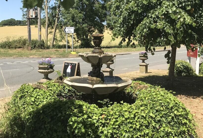 Отель The Bell At Boxford