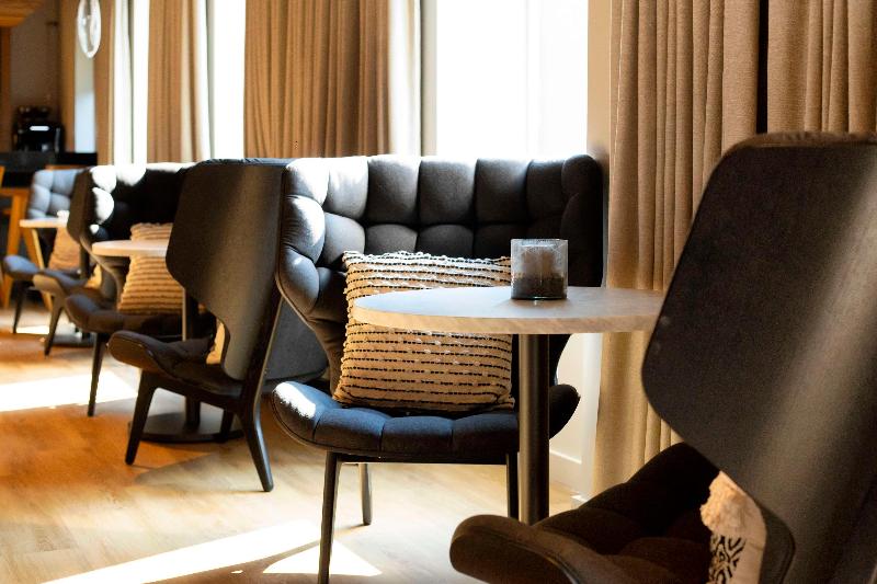 هتل The Lloyd Stamford, Tapestry Collection By Hilton