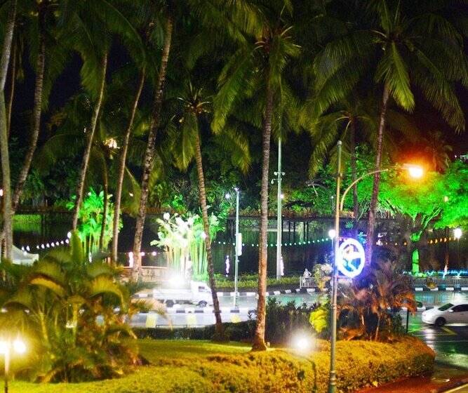 Tune Hotel Waterfront Kuching