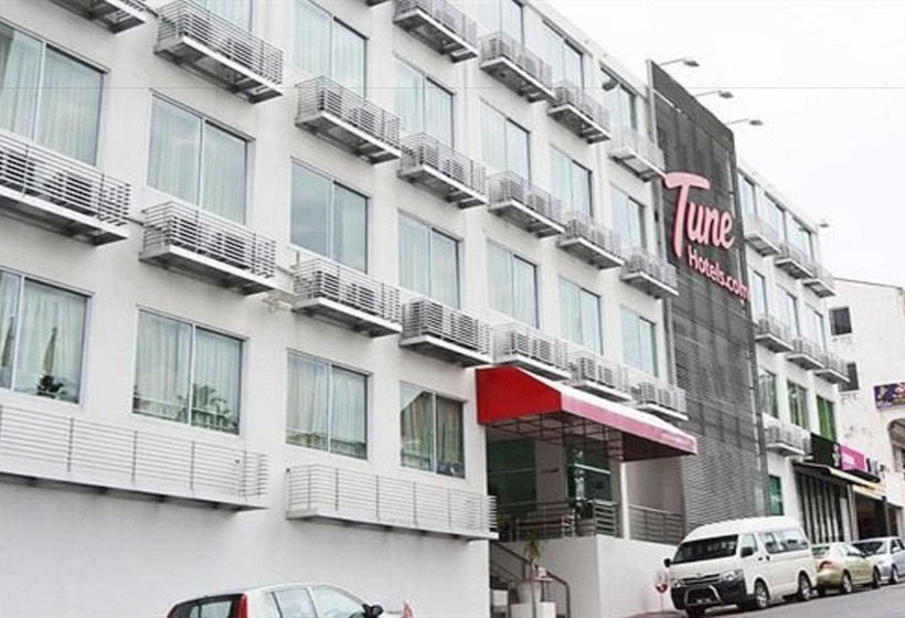 Tune Hotel Waterfront Kuching