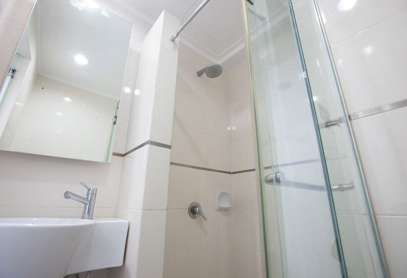 Tune Hotel Waterfront Kuching