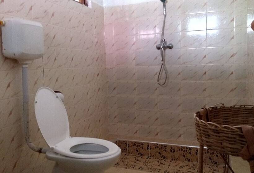 فندق Twisted Palms Lodge & Restaurant