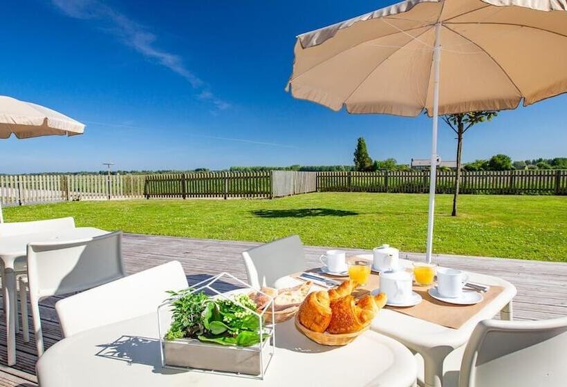 ホテル Vacanceole  Le Domaine Du Mont  Mont St Michel