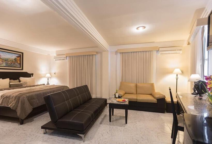 Отель Victoria Merida