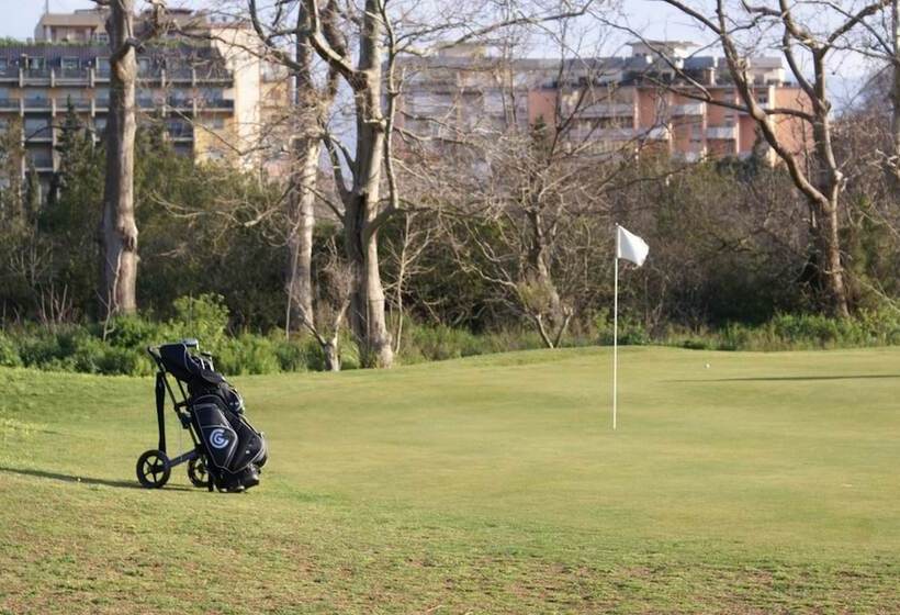 Marbela Apartments & Suites