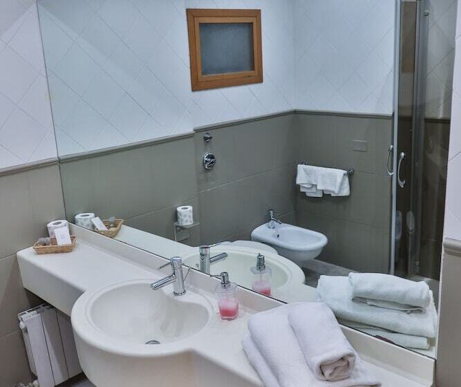 Marbela Apartments & Suites