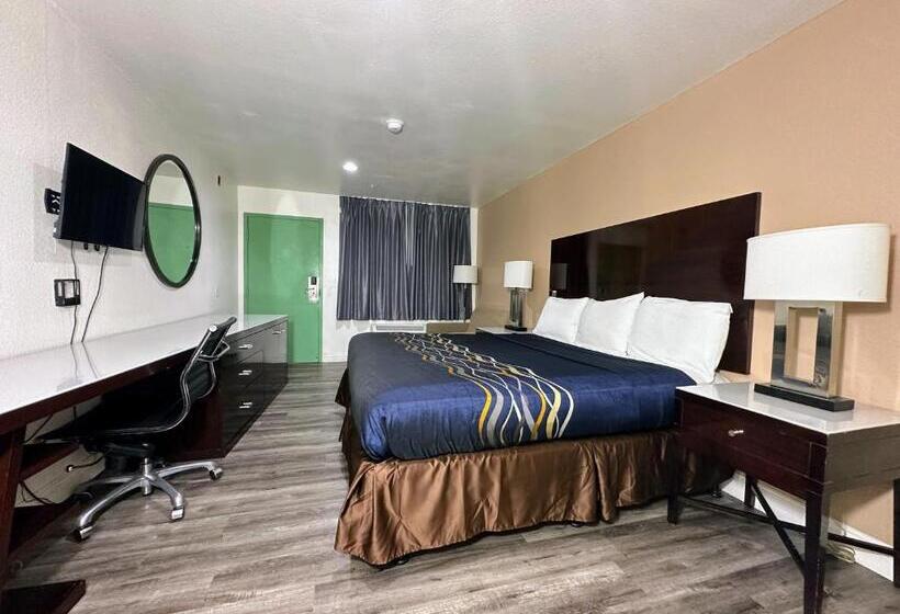 فندق على الطريق Vista Inn