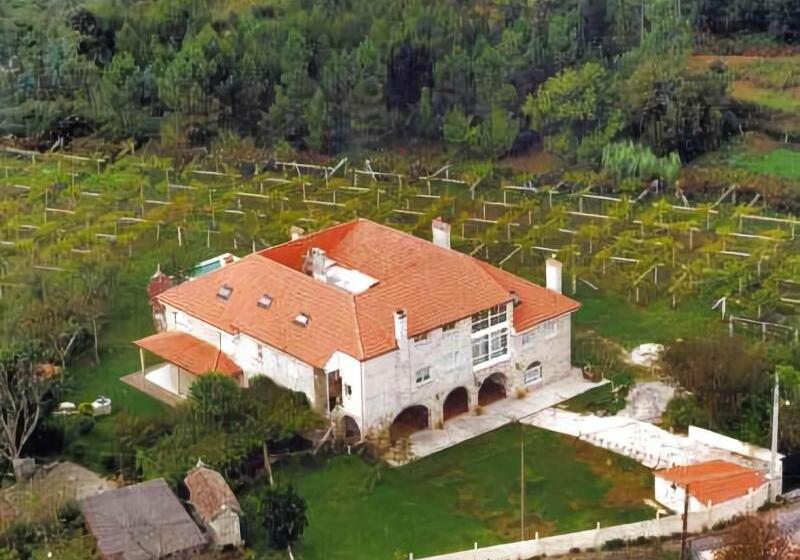 Os Areeiros Turismo Rural & Bodega